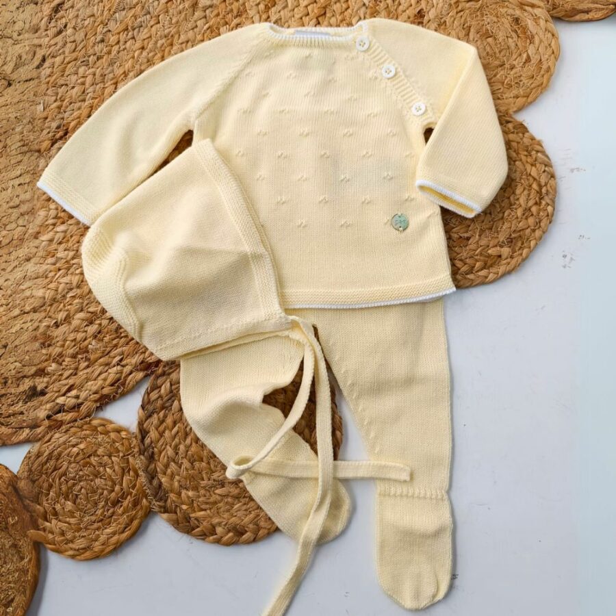 Conjunto con capota amarillo 113-122277 Paz Rodríguez